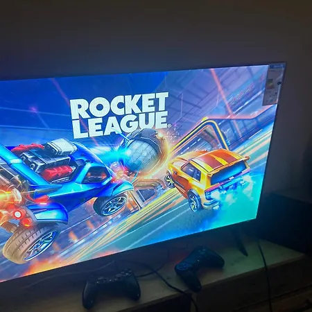 Cozy Near Center, Xhamlliku Apartament Tirana