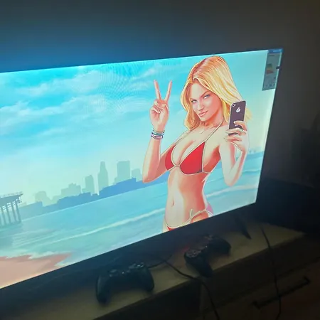 Appartement Cozy Near Center, Xhamlliku *