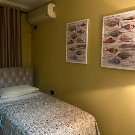 Cozy Near Center, Xhamlliku * Tirana