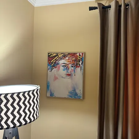 Cozy Near Center, Xhamlliku Appartement Tirana