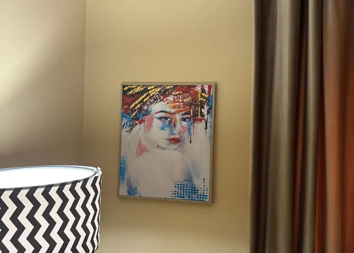 Cozy Near Center, Xhamlliku Lägenhet Tirana